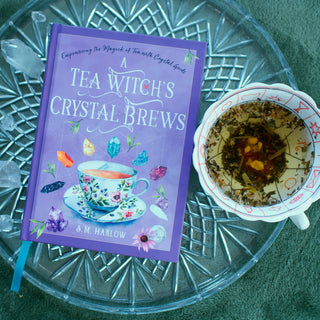 A Tea Witch’s Crystal Brews (Hardcover) 