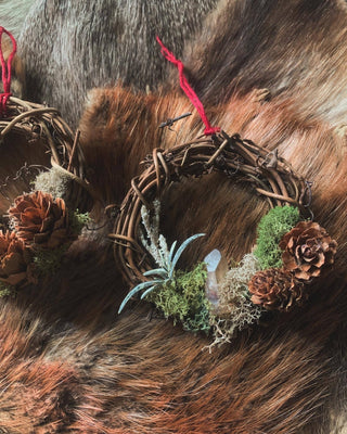 Crystal wreath moss ornament 