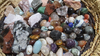 Polished and raw stones - grab bag